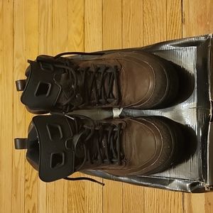 Jordan Winterized Spizike Dark Cinder/Black